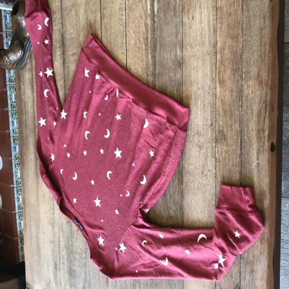 BRAND NEW Wildfox Essential 🌚 & ✨ Pullover Sz M! - Picture 2 of 6